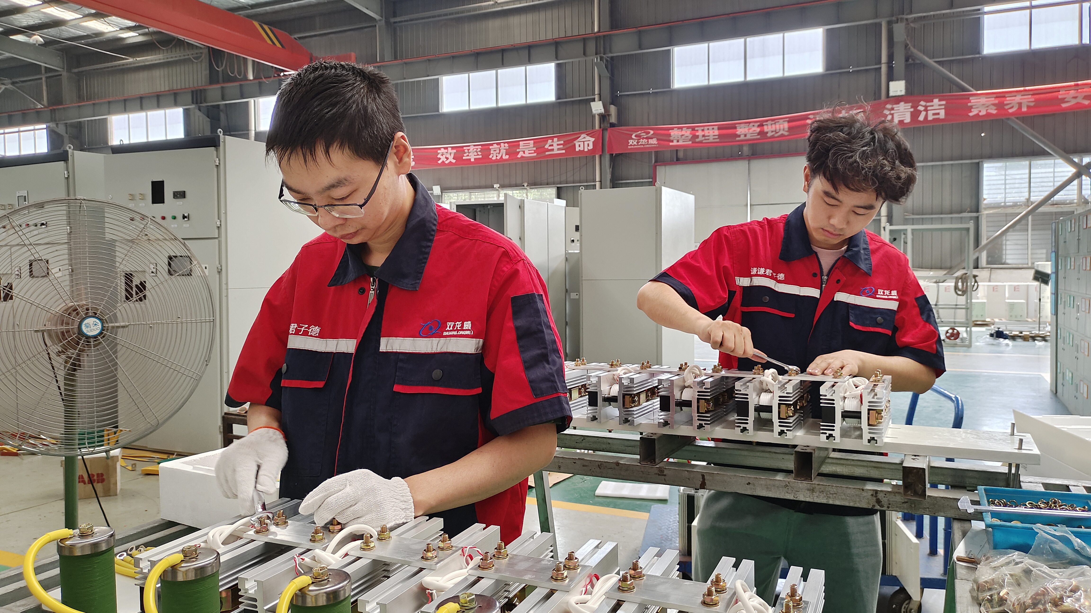 今日打卡！谈一谈双龙威高压固态软启动产品