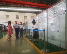 市领导来我公司视察并指导工作